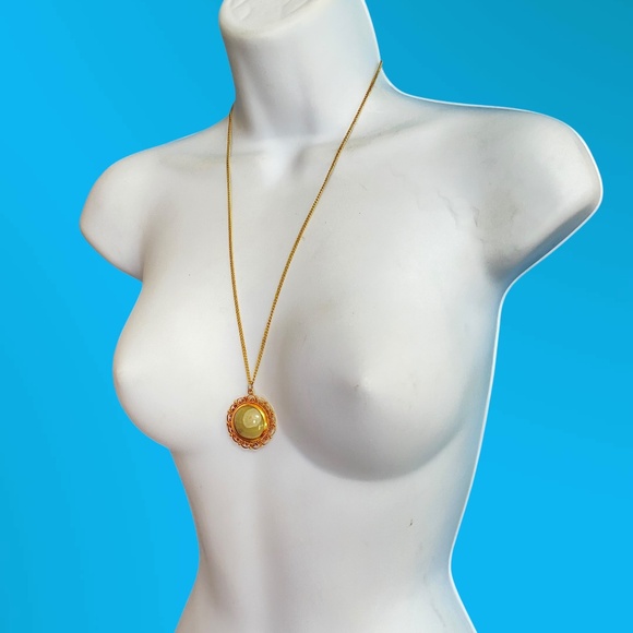Natural Agate Filigree Gold Framed Pendant 24" Vintage Necklace - Picture 4 of 8